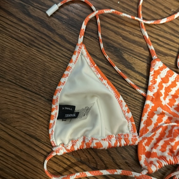 TRIANGL - vinca perre xs bikini top (bottoms not included) - Picture 3 of 3